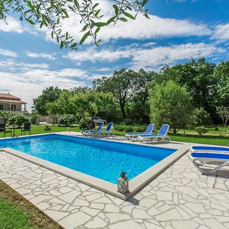 In Sveti Lovrec - Istrien 47117 Apartman Kirmenjak