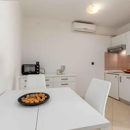 Apartamento In Sveti Lovrec - Istrien 47117